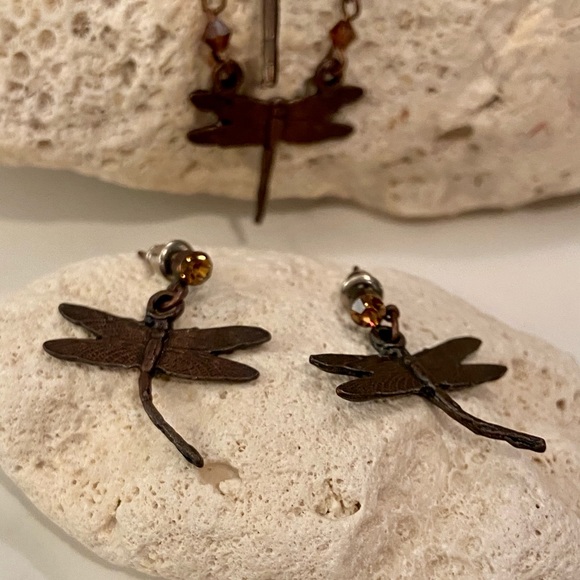 Dragonfly Earrings and Necklace Set - Picture 2 of 8